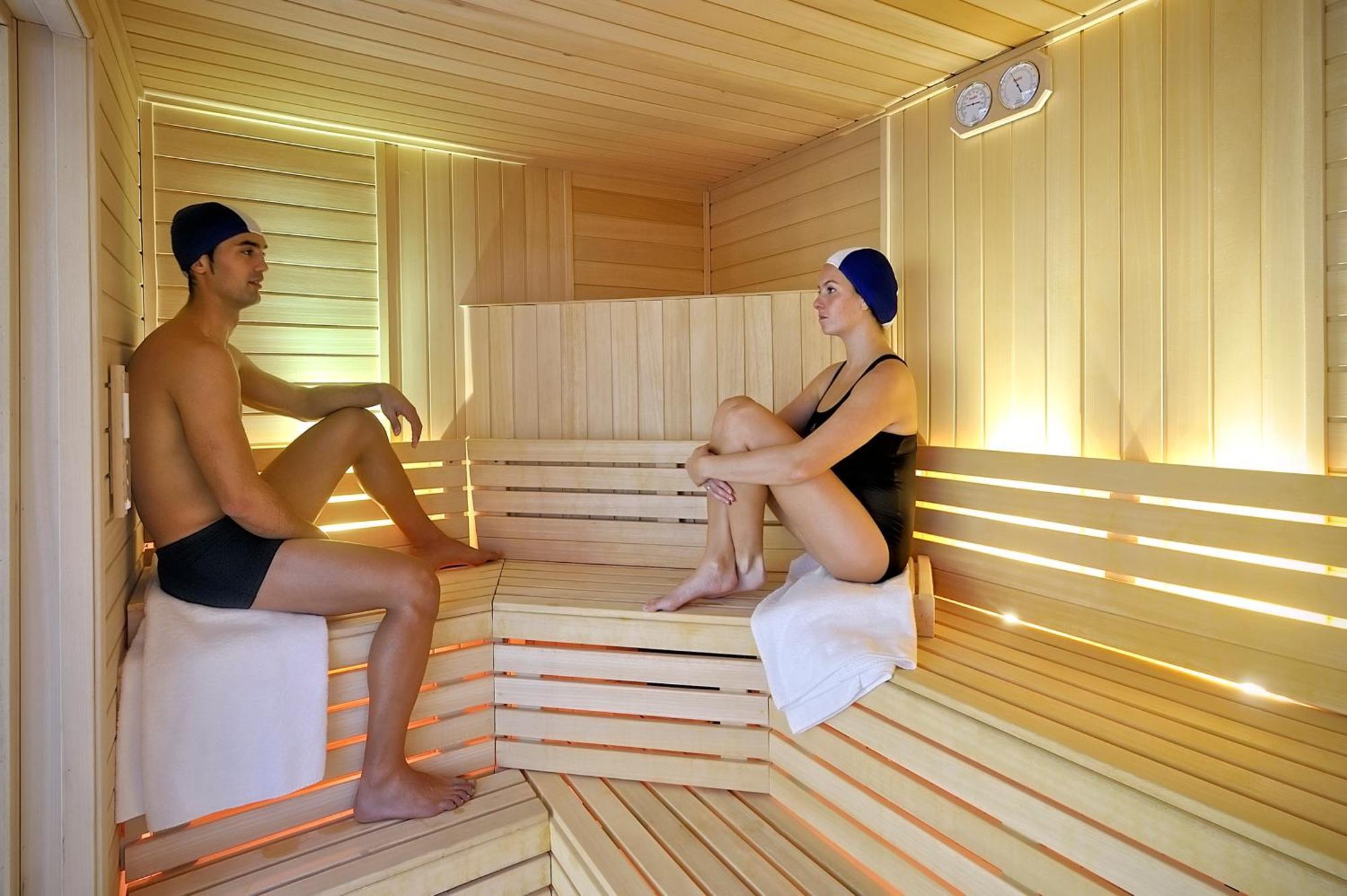 Готель Vincci Seleccion Aleysa Бенальмадена Екстер'єр фото Sauna